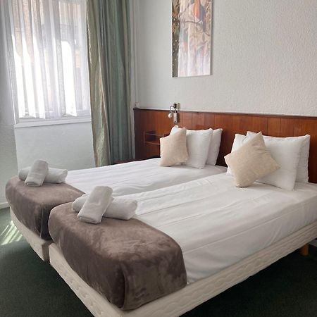 Azurene Royal Hotel Кан Екстериор снимка