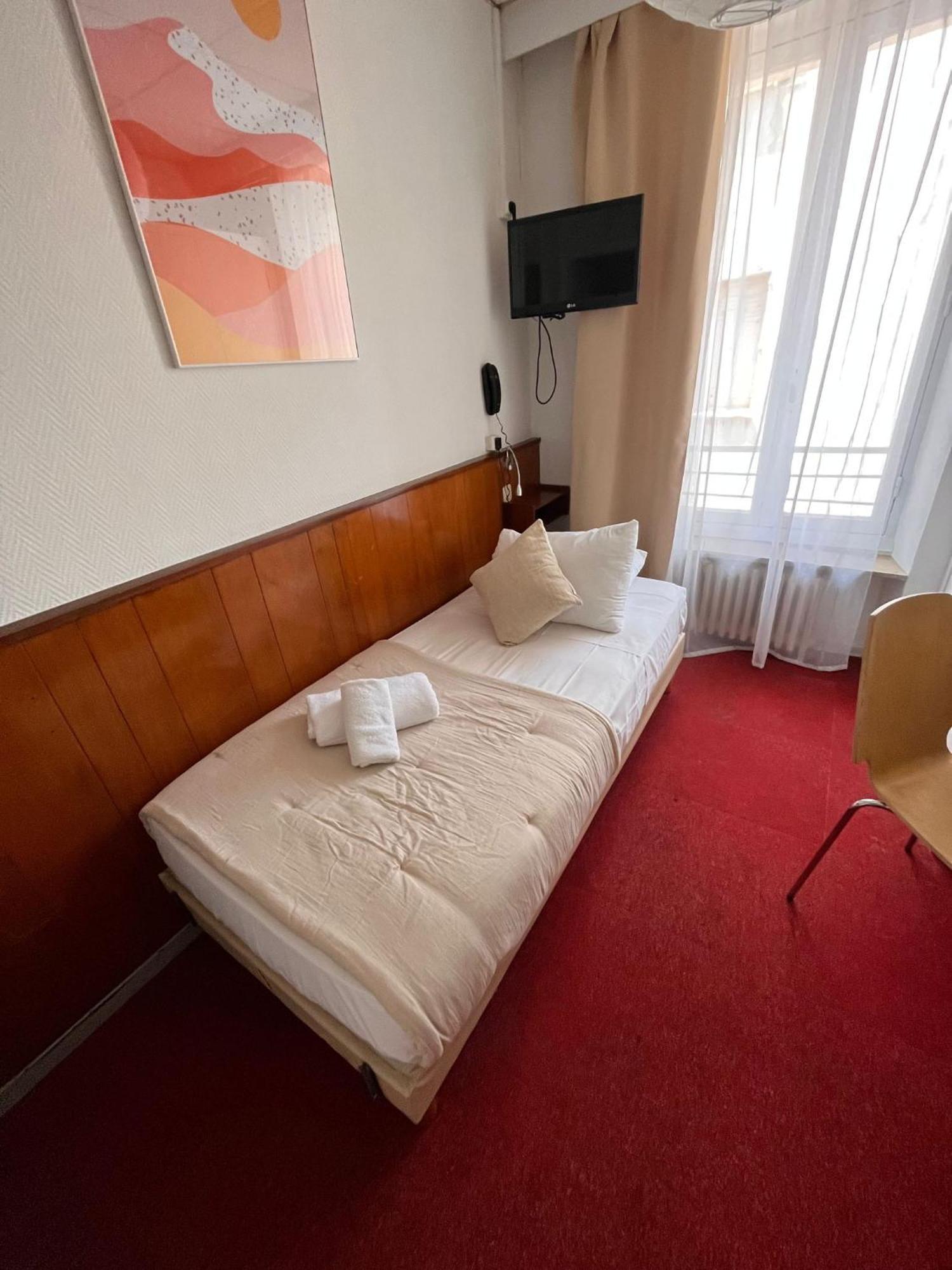 Azurene Royal Hotel Кан Екстериор снимка
