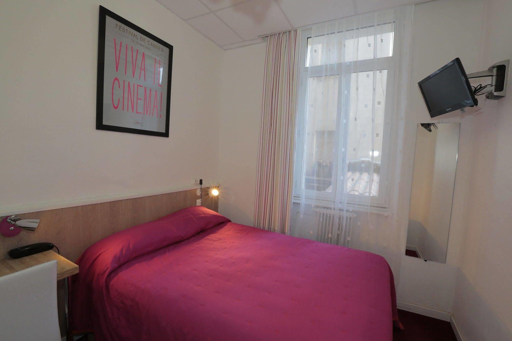Azurene Royal Hotel Кан Екстериор снимка